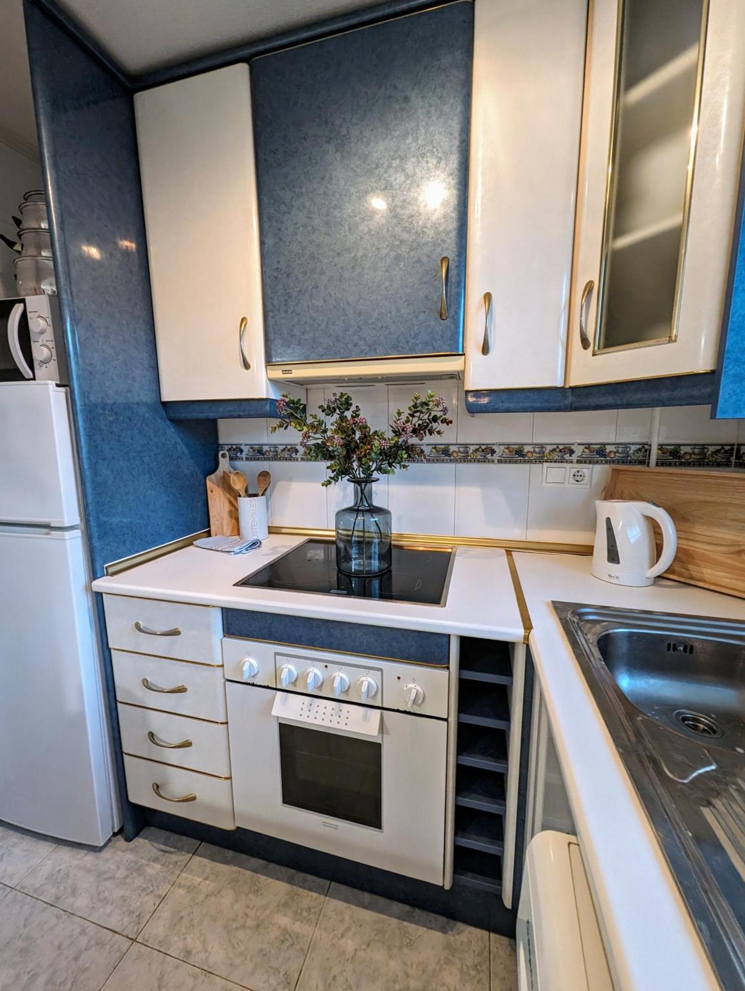 2 Bedroom Algorfa Townhouse With Pool Castillo de Montemar エクステリア 写真