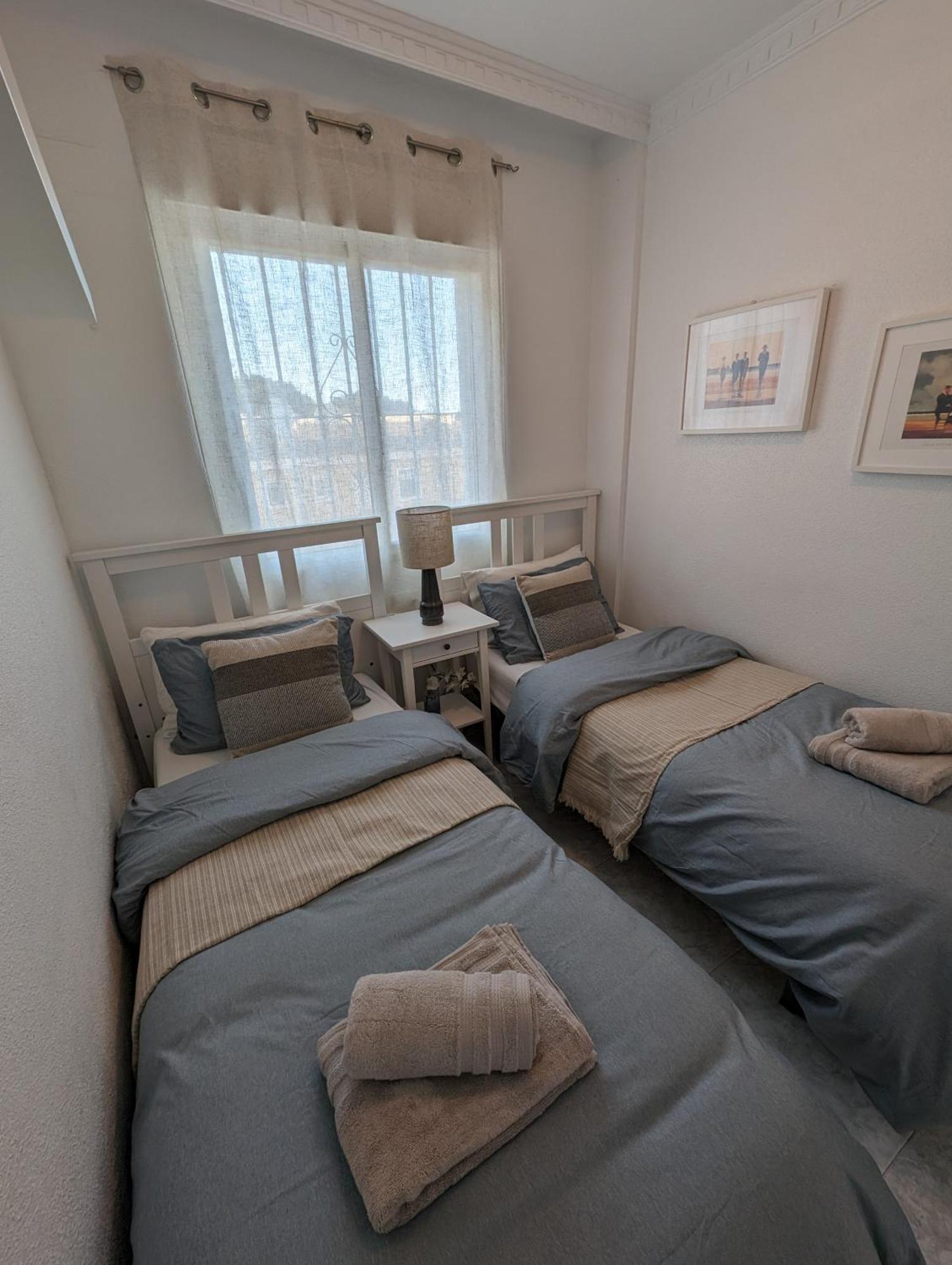 2 Bedroom Algorfa Townhouse With Pool Castillo de Montemar エクステリア 写真